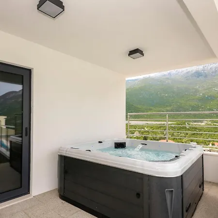 Holiday home 3 Bedroom Awesome In *