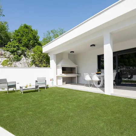 Holiday home 3 Bedroom Awesome In