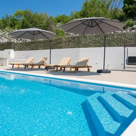 Holiday home 3 Bedroom Awesome In *
