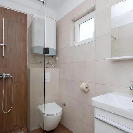 3 Bedroom Awesome In
