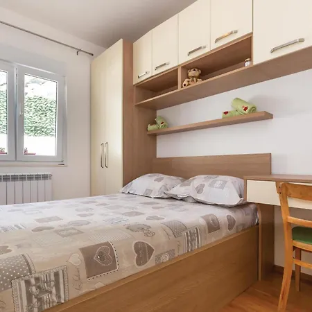 3 Bedroom Awesome In * Zagvozd